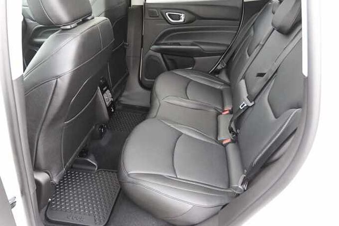 Jeep Compass PHEV 'S' 4Xe Lederpaket / Panorama