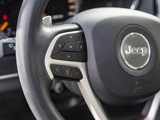 Jeep Grand Cherokee Summit 3.0l V6 Ivory-White