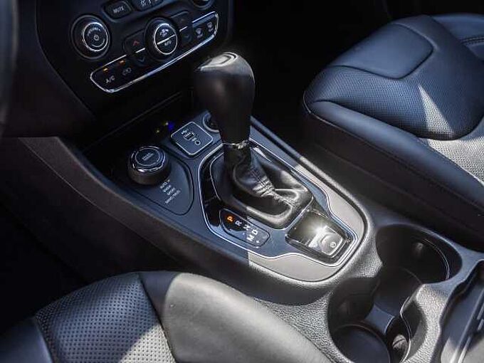 Jeep Cherokee 2.2 Allrad Limited
