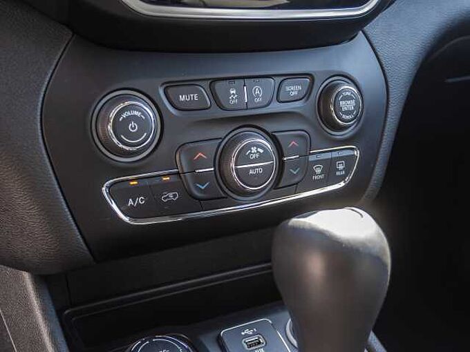 Jeep Cherokee 2.2 Allrad Limited
