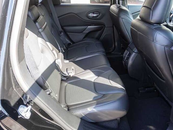 Jeep Cherokee 2.2 Allrad Limited