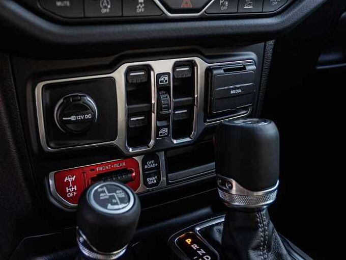 Jeep Wrangler Rubicon X 3.6 MY26 Sky One-Touch®
