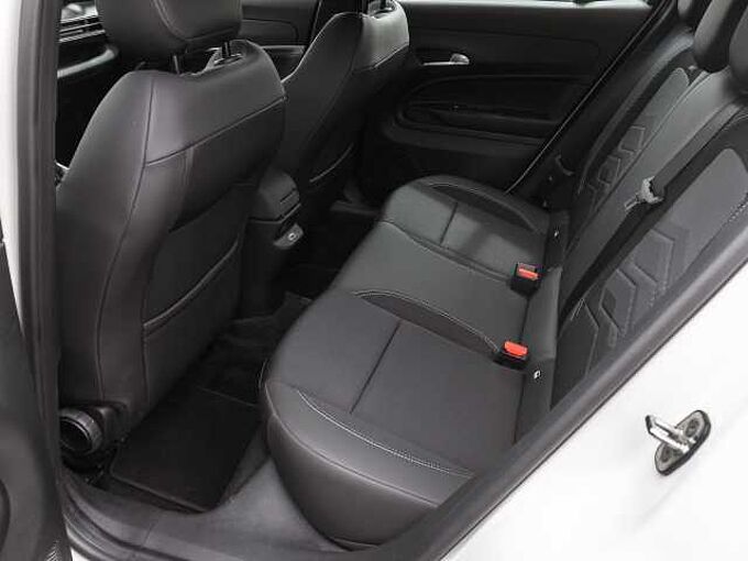 Jeep Avenger 1.2 Altitude Winter Paket