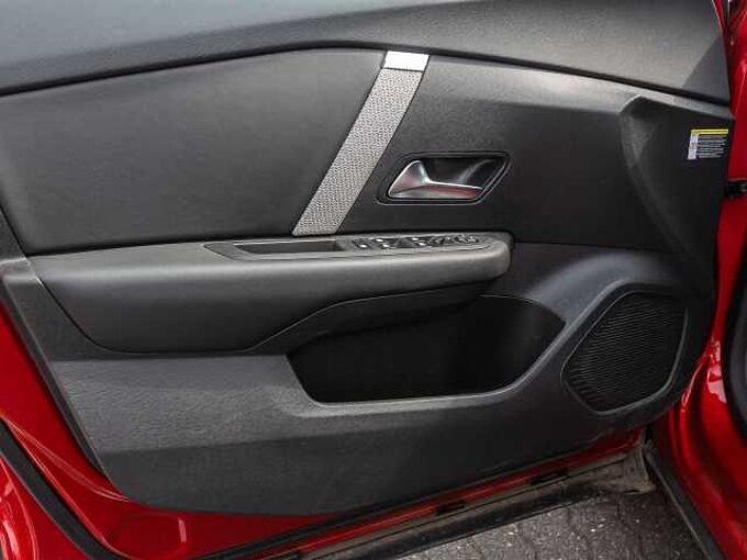 Citroen C4 PureTech 130 Stop&Start EAT8 MAX