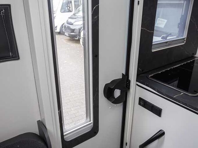 Etrusco V 6.8 SF Modell 2027 UPE 75.892 &euro;