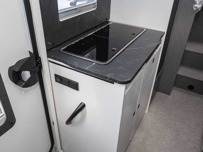 Etrusco V 6.8 SF Modell 2027 UPE 75.892 &euro;