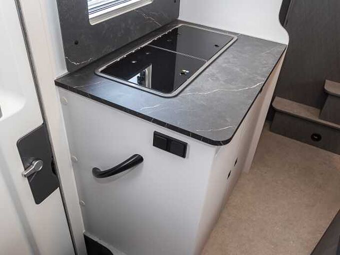 Etrusco A 6.9 DB UPE 72.994 &euro;