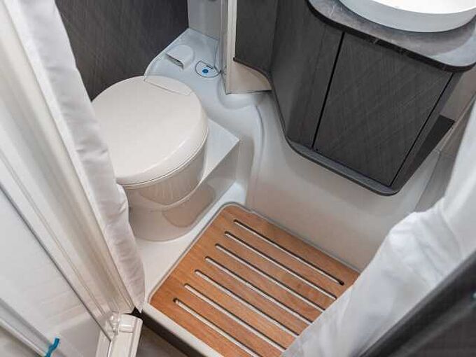 Etrusco A 6.9 DB UPE 72.994 &euro;