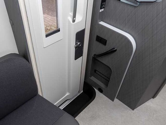 Etrusco T 6900 SB Comlplete MY27 UPE 81.038 €