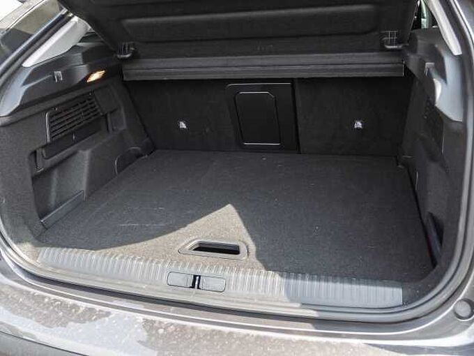 Citroen C4 PureTech 130 EAT8 MAX Techno-Paket