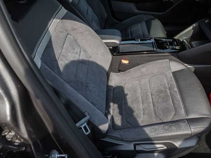 Citroen C4 PureTech 130 EAT8 MAX Techno-Paket