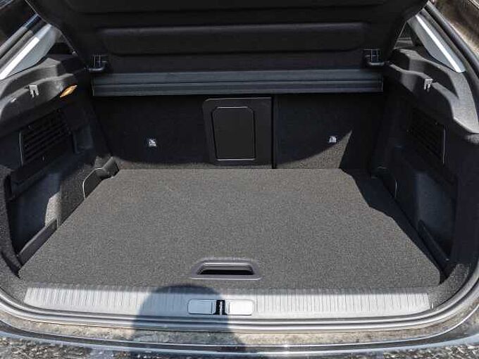 Citroen C4 PureTech 130 EAT8 MAX Techno-Paket