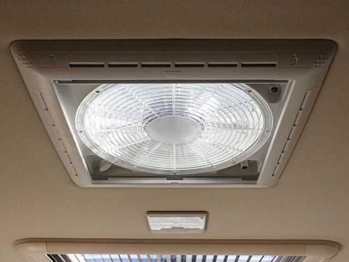 Eura Mobil Profila T 720 EB/EF 'ONYX' MESSEPREIS