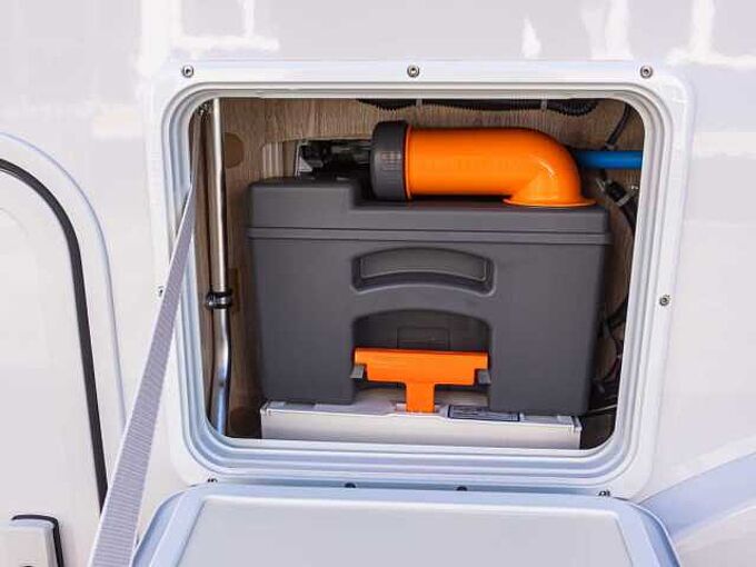 Eura Mobil Profila T 720 EB/EF 'ONYX' MESSEPREIS