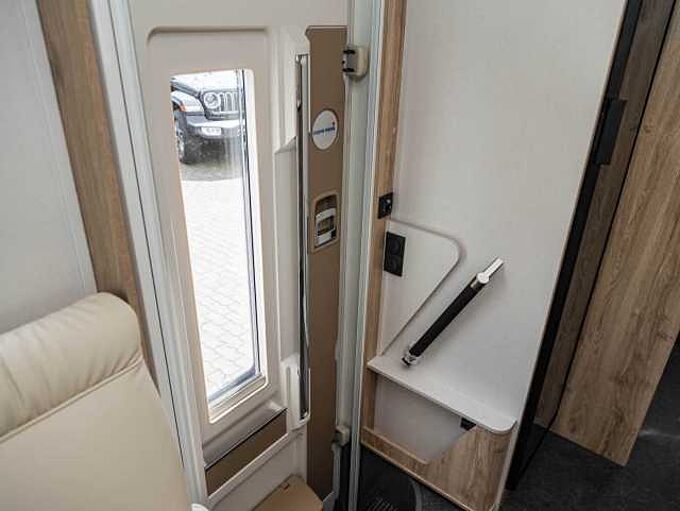 Eura Mobil Integra Line 720 EF MESSEPREIS