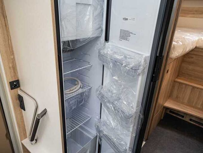 Eura Mobil Integra Line 720 EF MESSEPREIS
