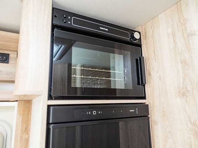 Eura Mobil Integra Line 720 EF MESSEPREIS