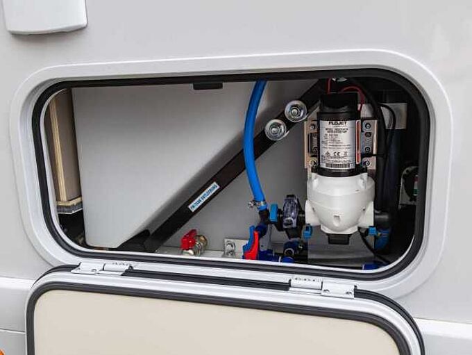 Eura Mobil Integra Line 730 EF MESSEPREIS