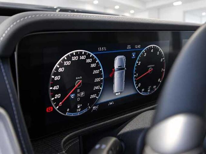 Mercedes-Benz G 500 9G-TRONIC AMG Line