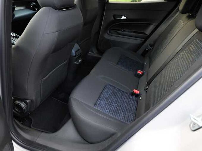 Alfa Romeo Junior 1.2 VGT Ibrida Sprint