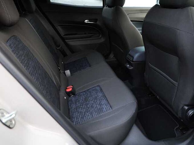 Alfa Romeo Junior 1.2 VGT Ibrida Sprint