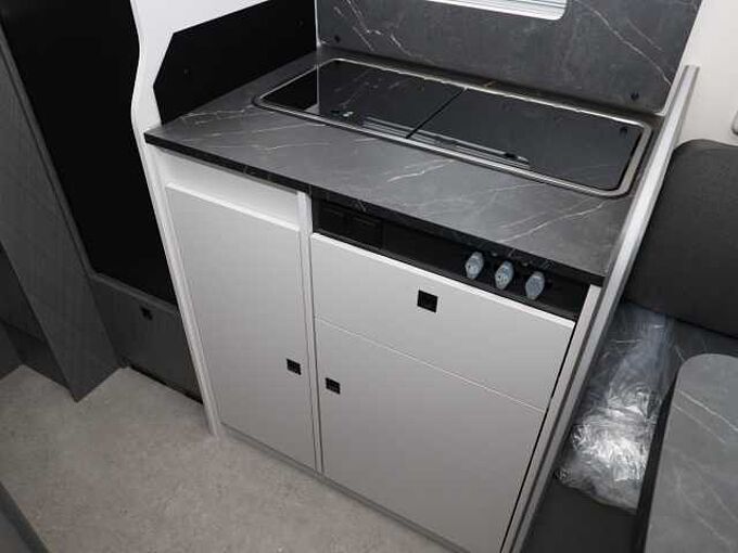 Etrusco V 6.8 SCF Modell 2027 UPE 74.093 €