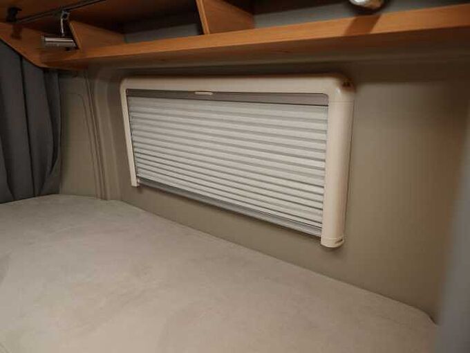 Karmann Pössl 2 WIN R Plus AHK Markise