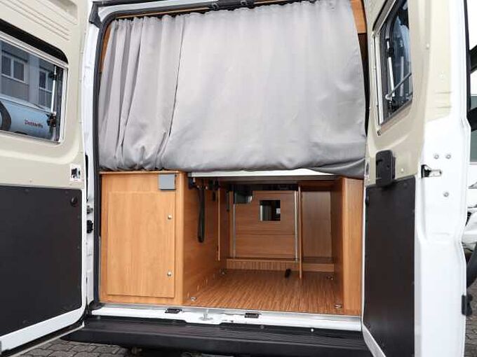 Karmann Pössl 2 WIN R Plus AHK Markise